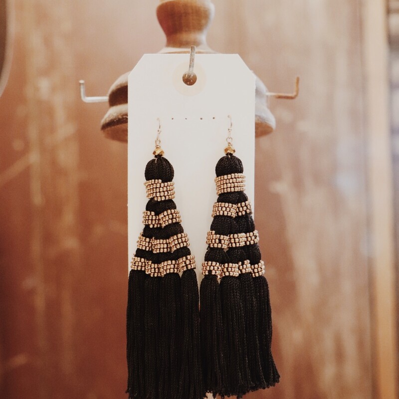 Black and gold tassle earrings! Lightweight and 5 inches long.