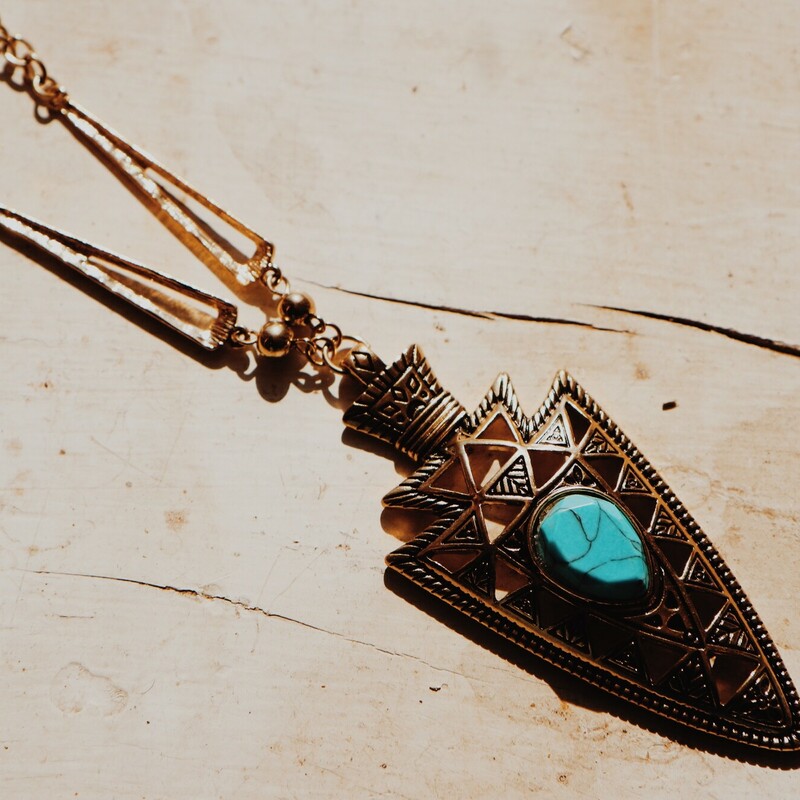 These gorgeous necklaces have a gold arrow with a turquoise stone! The chain is 30 inches with a 3.5 inch extender.