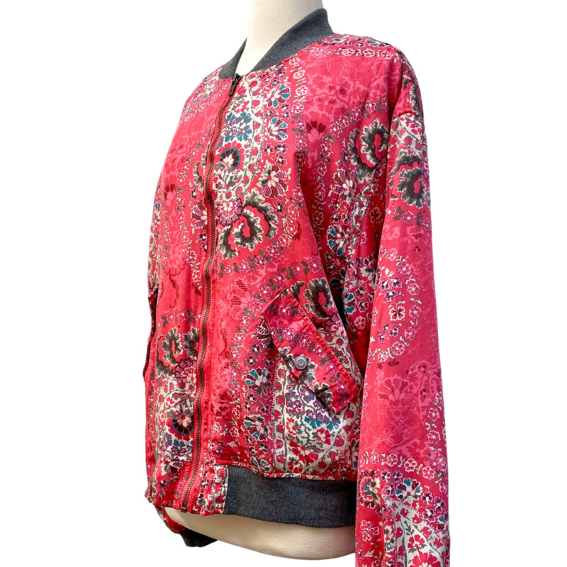 Free People Boho Bomber Jacket
Pink, Gray, teal, White, & Black
Size: Large