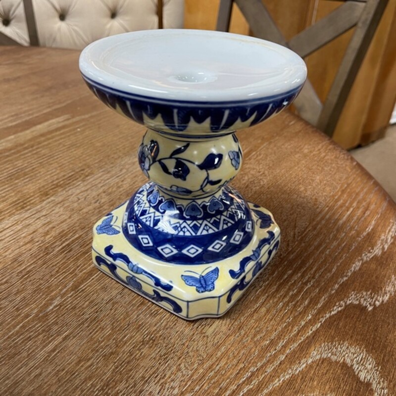 Blue+White Pillar Candle, Size: 7 Tall