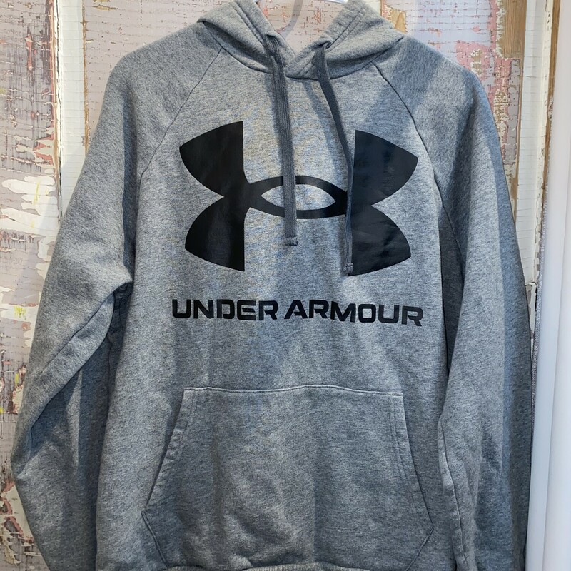 Under Armour mens hoodie size medium
