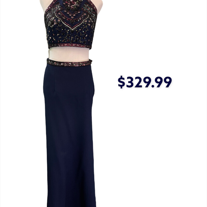 Sherri Hill 2 Piece Formal
Beautifully beaded with a low cut back waistline and flaired skirt that is longer in the back
Navy and purple
Size: 6
NO RETURNS ON PROM DRESSES