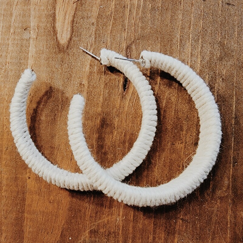 These adorable macrame hoop earrings measure 2 inches in diameter. They are a perfect, neutral pair of earrings!