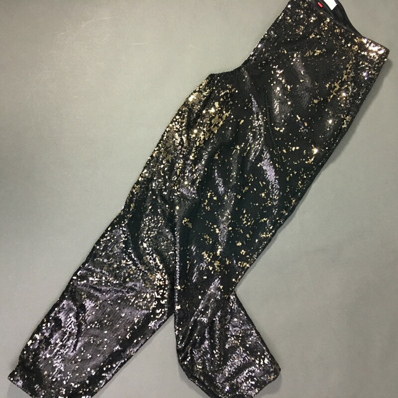 CJ By Cookie Johnson, Brown, Size: 12
CJ by Cookie Johnson Black/Bronze metalic Sequin trouser style pants size 32 (12) fully lined, Straight legs cropped at ankles, 4 pocket style, belt loops, front zipper and hook closure.
Made in USA, dry clean only
CUT# / 97245
RN # / 58539
CA#/ 19371