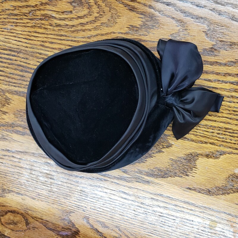 Vtg Velvet & Satin Hat, Black, Size: Ladies