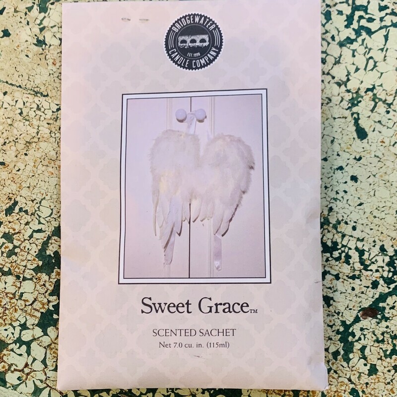 Our Bridgewater sachets come in the scent Sweet Grace and are perfect for any essential places that need some freshening! You can stick these sachets in cars, trunks, closets, drawers, and so many other places to keep every square inch of your belongings smelling amazing!