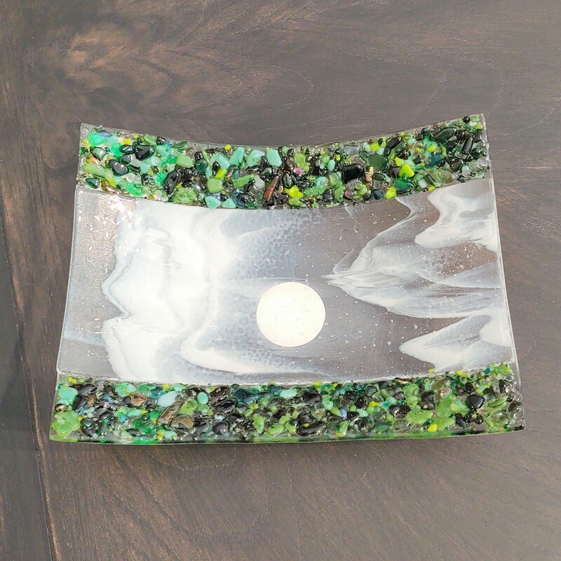 Fused Glass Art Designs
Bowl White&Green
8x10