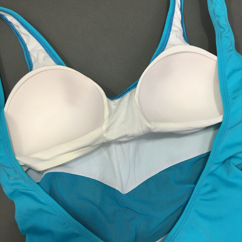 120-512  Caribe, Aqua one piece center mesh, fixed soft cups, scoop back,size 11  Nylon 80%  Spandex 20%
Hand wash cold no bleach dry in shade. Made in Mexico
4.95 oz