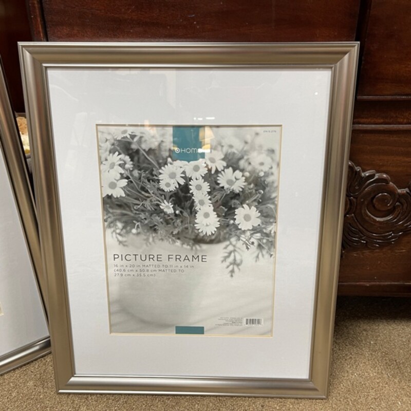 Silver Picture Frame, Size: 18x22