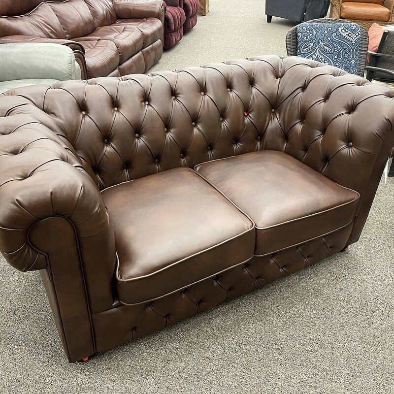 H 9335brw-2 Loveseat
Call store for details