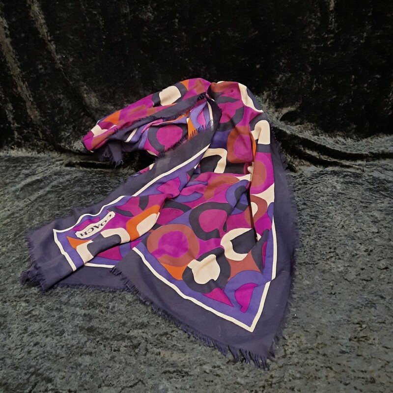 Large Scarf, Purple, in Excellent preloved condition!