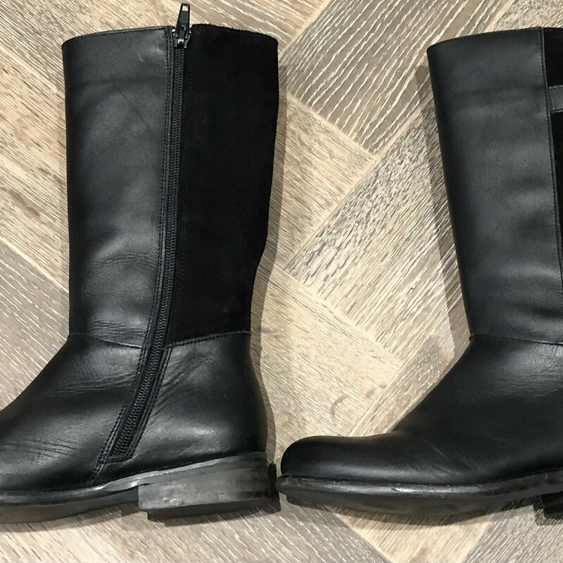 Jacadi Leather/suede, Black, Size: 13Y<br />
Original size Euro 31