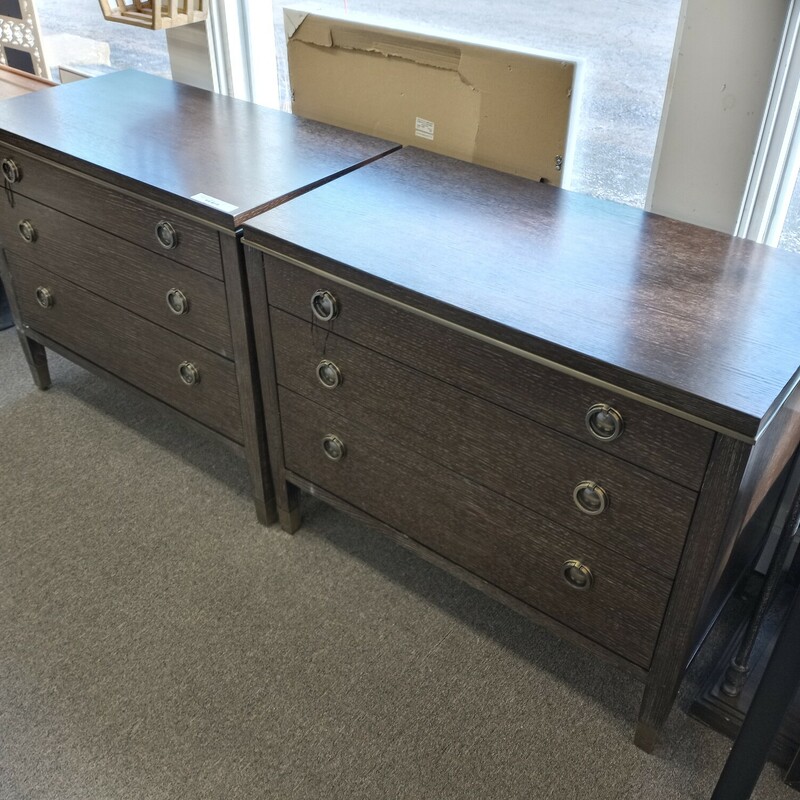 Bernhardt Pr Brown Nightstands

$1500 each retail! Get the pair here for less than the cost of one!
