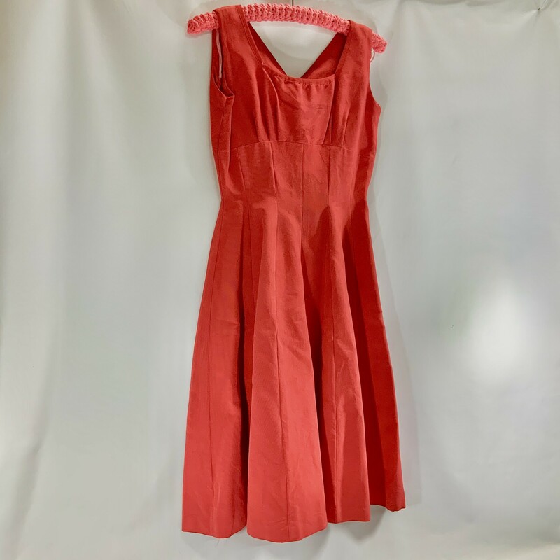 Harco Original. Red Nylon material.
Back zip and hook and eye closure.
Good condition. Approximately 25 inch waist.
Skirt rests just below knee.