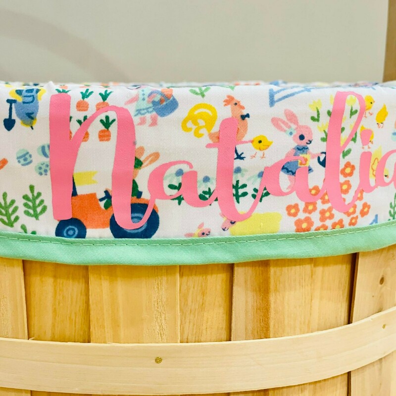 12 Inch personalized  Basket ONLY - NOT FILLED
Made by Honeysuckle by Coco

Wooden 12  inch personalized basket
By Honeysuckle by Coco

*ADD IN COMMENTS THE NAME FOR BASKET

FINAL DATE FOR ORDERS: Saturday 4/6/2022 - 10pm
BASKETS WILL BE READY FOR PICK UP: Monday 4/11/2022