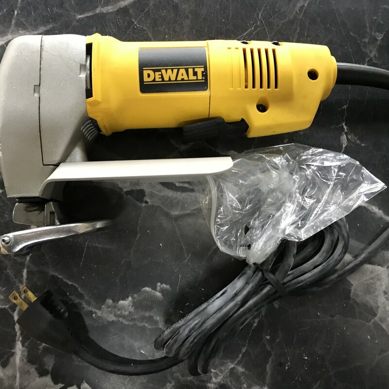 Shear, DeWalt DW892

NEW

DeWALT DW892 14 Gauge Shear Features:

Dependable, 3.0 Amp, all ball-bearing motor for long life.
Rugged aluminum alloy gear case for maximum durability.
Paddle switch for convenient one-handed operation.
Blades are easy to adjust and replace.
Cuts radius as small as 1\".
Specifications:

Amps 3.0
AC/DC Amps
Max Watts Out 384 W
Strokes/Min 2,700 spm
Capacity (Mild Steel) 14 ga.
Capacity (Stainless Steel) 16 ga.
Center Blade DW8920
Tool Length 9.5\"
Tool Weight 5.5 lbs