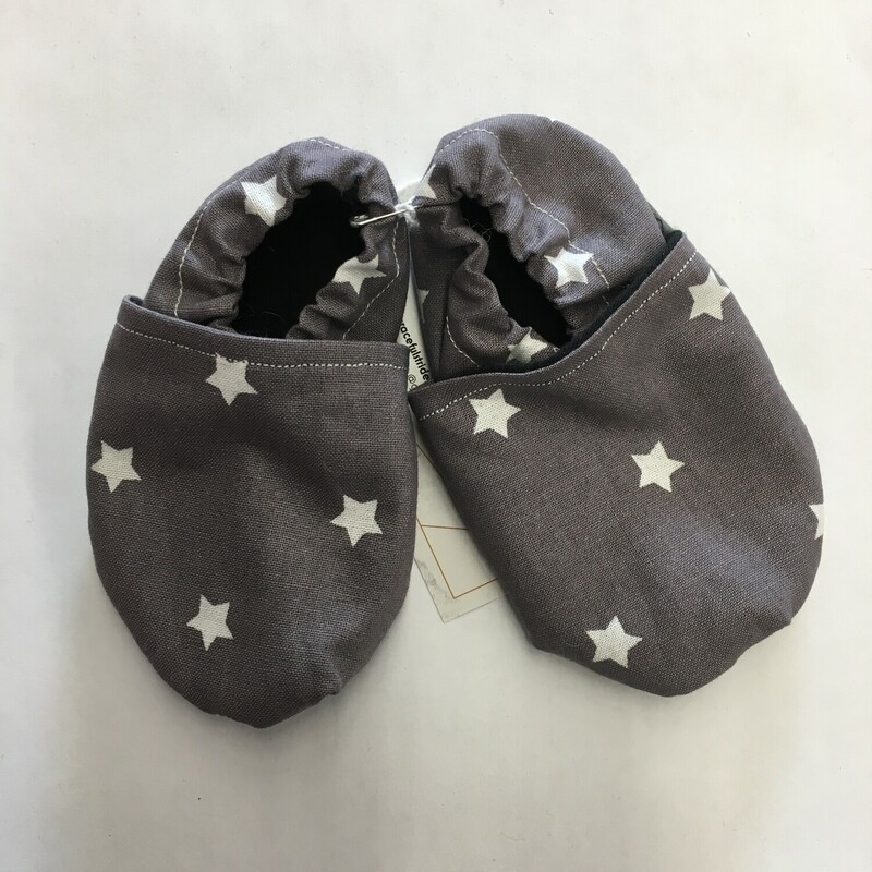 Graceful Strides, Size: 6-9m, Item: Slippers