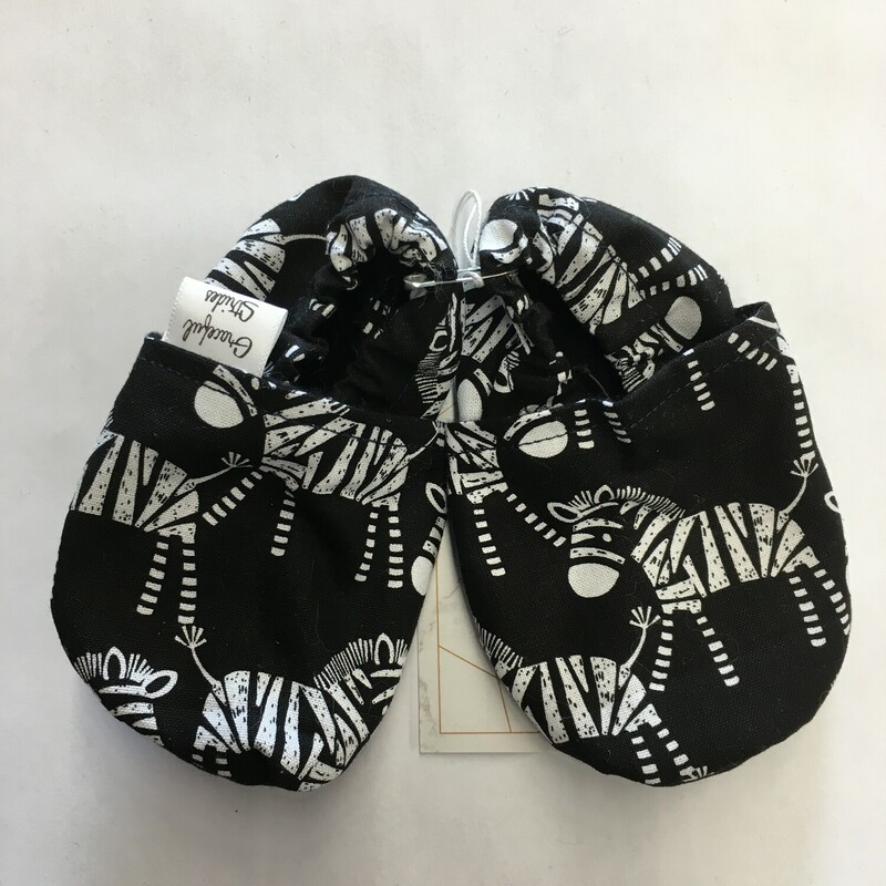 Graceful Strides, Size: 6-9m, Item: Slippers