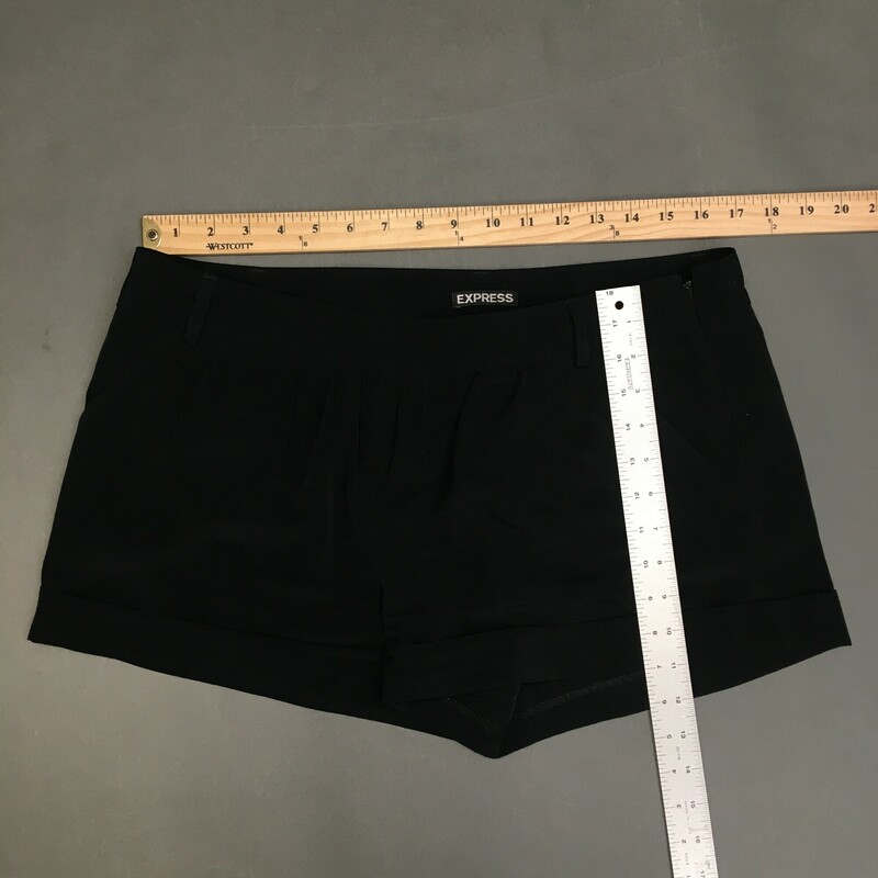 Express Cuffed Shorts, Black, Size: 10 side zipper
