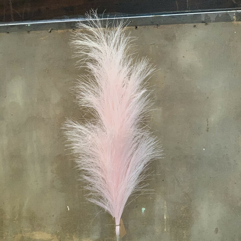 These gorgeous pink colored pampas stems are perfect for weddings, parties, or even photography! The pastel tone is such a unique pampas color that makes these florals a beautiful touch to any decor! Each stem measures 38 inches long.