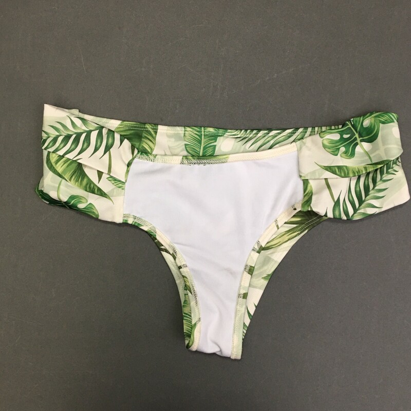 Mapale Bikini Brief, Floral leave pattern, fully lined, ruched side fabric,  Size: Large Made in Columbia  -  83% polyester, 17% elastine. Hand wash cold, no bleach line dry shade.
2.0 oz