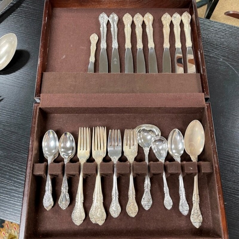 Gorham King Edward Sterling Flatware, 41 Pcs, 8 - 4pc Place Settings + 5 Serving Spoons (various sizes/purposes), Spreader, Carving Knife, Serving Fork, Meat Fork in Storage Box