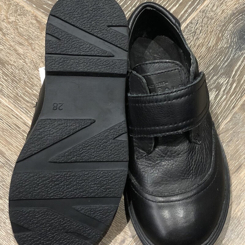 Zara Dress Shoe, Black, Size: 10.5T<br />
New