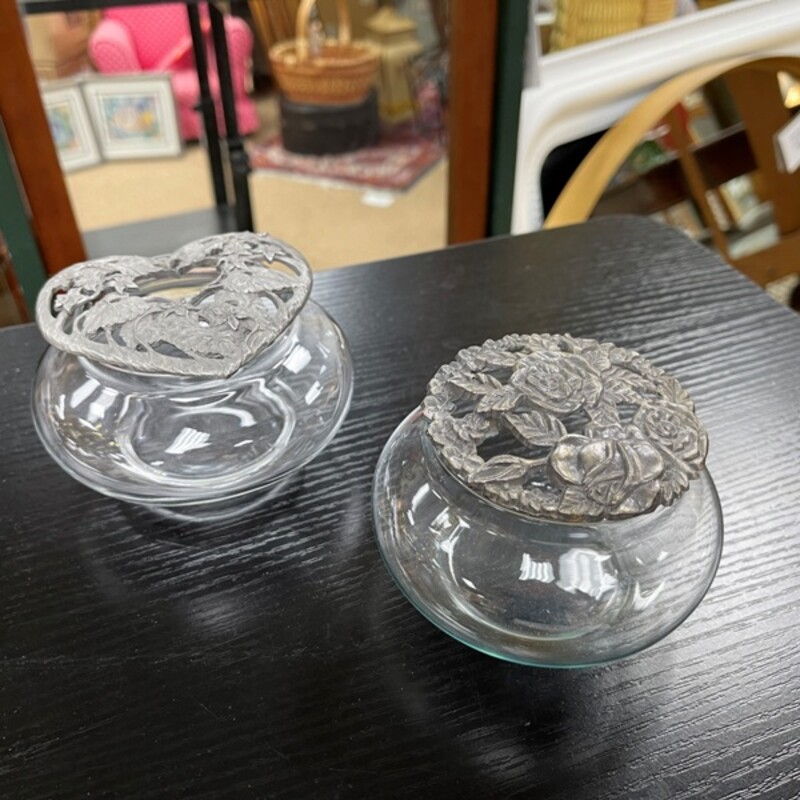 Glass Jar W/Round Pewter Lid, Size: 4x3