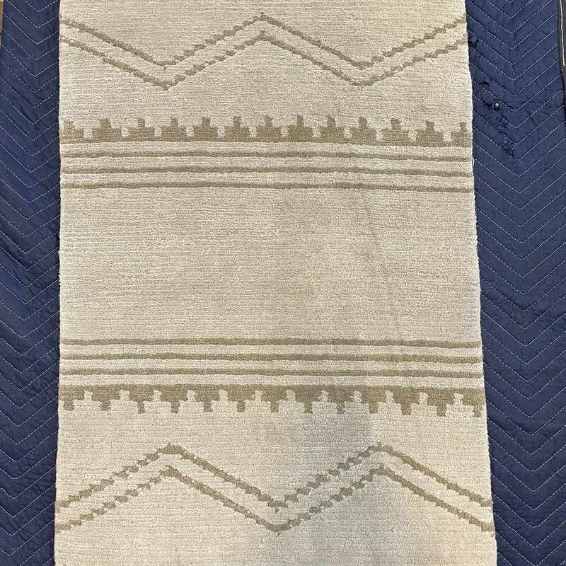 Tibetan Pile Rug

Size: 2 x 3