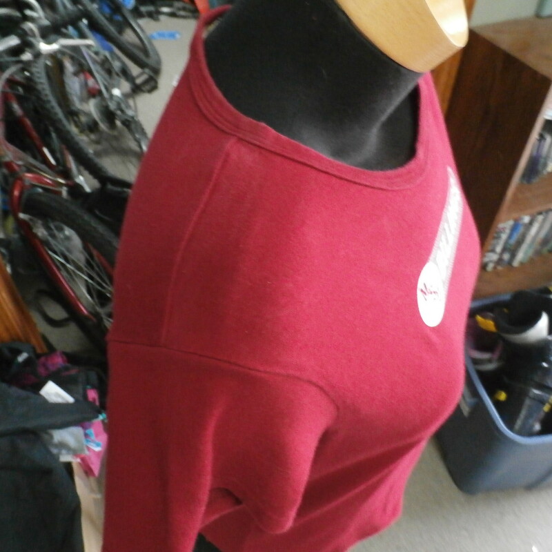 MSU Billings Yellowjackets red Gear For Sports women's shirt size large #1765
Rating: (see below) 3- Good Condition
Team: Billings Yellowjackets
Player: n/a
Brand: Gear For Sports
Size : Women's Large- (Measures Chest 17\" ; Length 23\") armpit to armpit; shoulder to hem
Color: red
Style: short sleeve; screen printed
Material: 100% cotton
Condition: 3- Good Condition: minor wear and fuzz from use and washing; faded marks on shoulders from being on a hanger (see photos)
Item #: 1765
Shipping: FREEe
