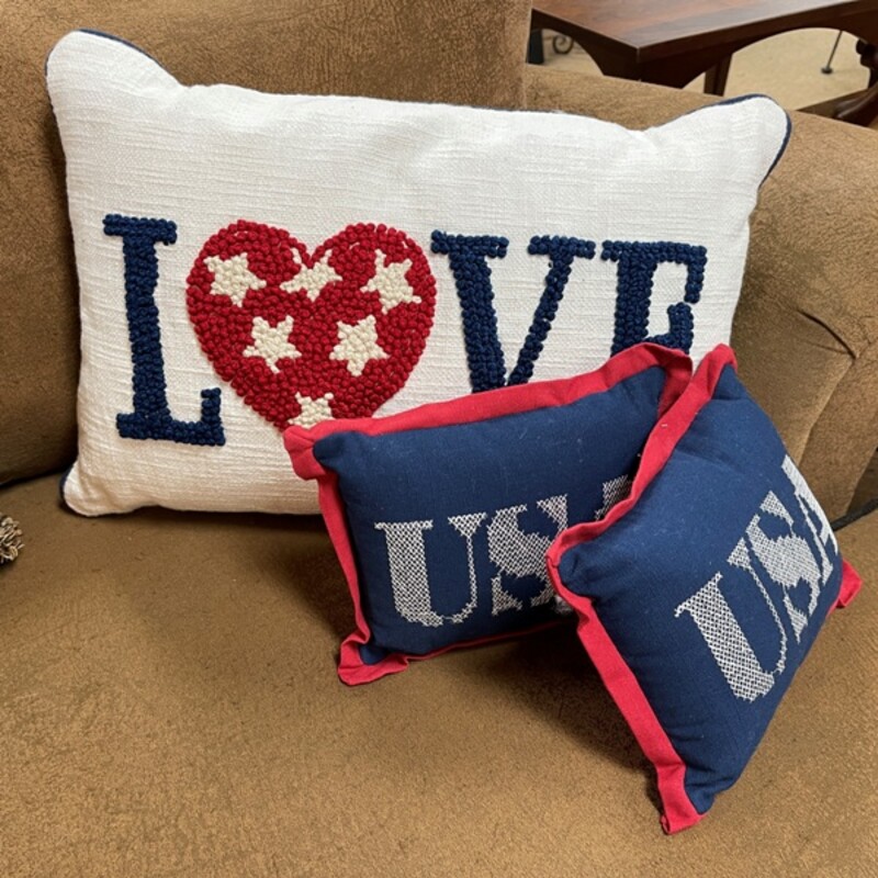 Love USA Pillow, Size: 19x13