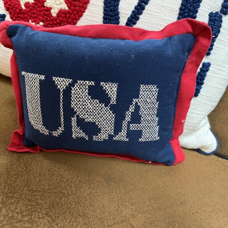 Mini USA Pillow
