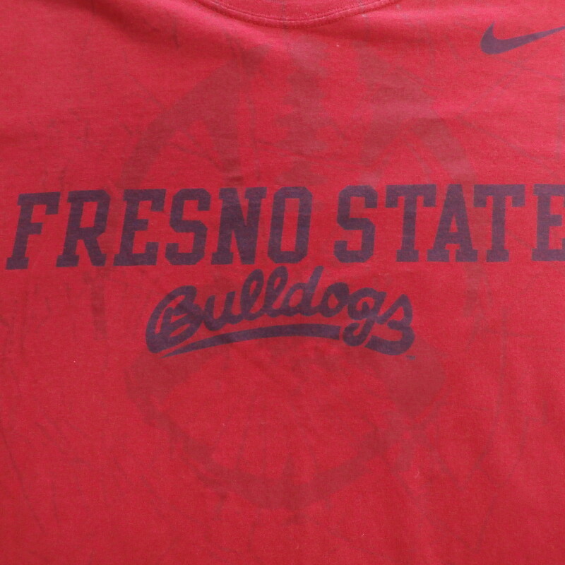 Nike Men's Fresno State Bulldogs Shirt Size 2XL Red #25530
Rating:   (see below) 3- Good Condition
Team:  Fresno State Bulldogs
Player: Team
Brand:  Nike
Size: Men's   2XL  (Measured Flat: across chest 24\", length 29\")
Measured flat: armpit to armpit; top of shoulder to the bottom hem
Color:  Red
Style:  short sleeve; screen pressed;  shirt;
Material:   100% Cotton
Condition: - 3- Good Condition - wrinkled; minor pilling and fuzz;
Item #: 25530
Shipping: FREE