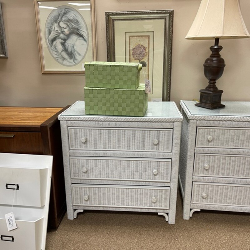 Henry Link by Lexington 3-Drawer White Wicker Chest of Drawers w/Glass Top, Size: 31x19x30