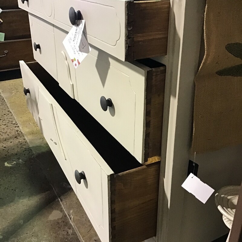 Another beautifully painted piece by our Local Artist!  This time she has painted this three drawer dresser in a two tone featuring a dark brown on the top and Sunday Tea on the bottom.  Included in this set is a mirror which has also been painted with Country Chic Sunday Tea paint.

Dimensions:  44x18x68