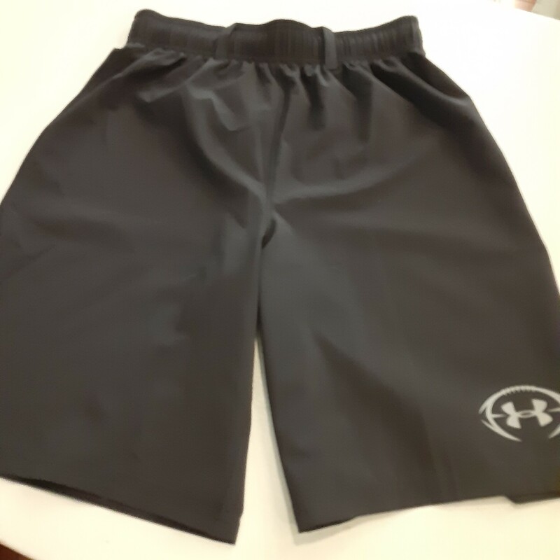 *Under Armour Short NEW