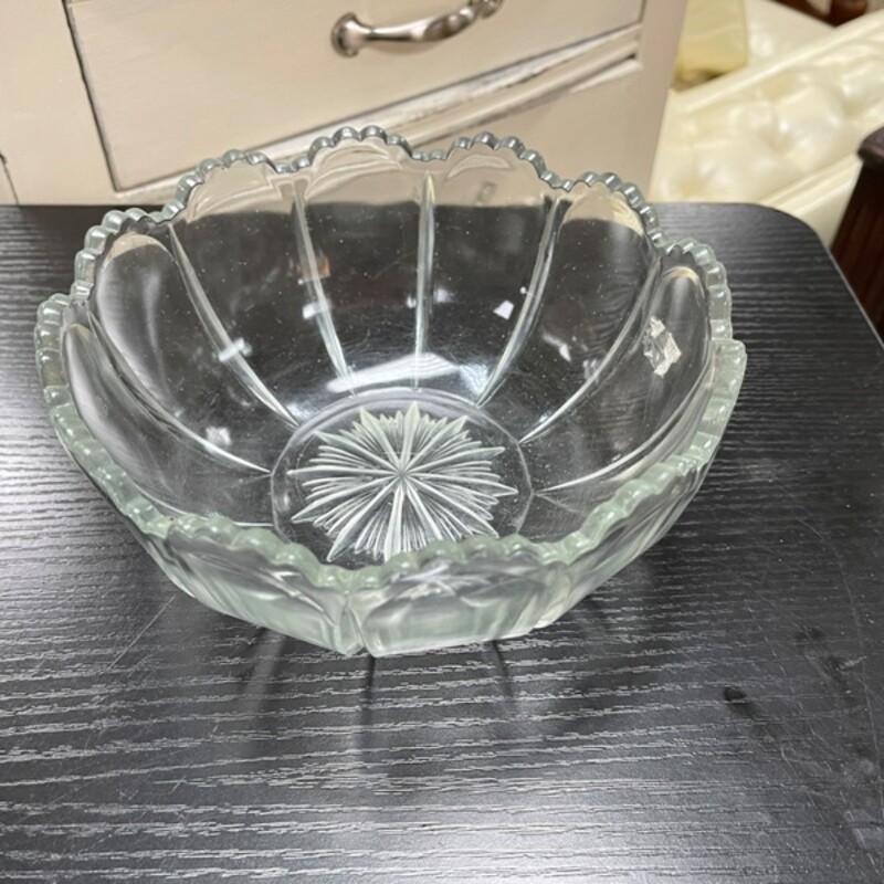 Vintage Pressed Glass Bowl, Size: 7x3