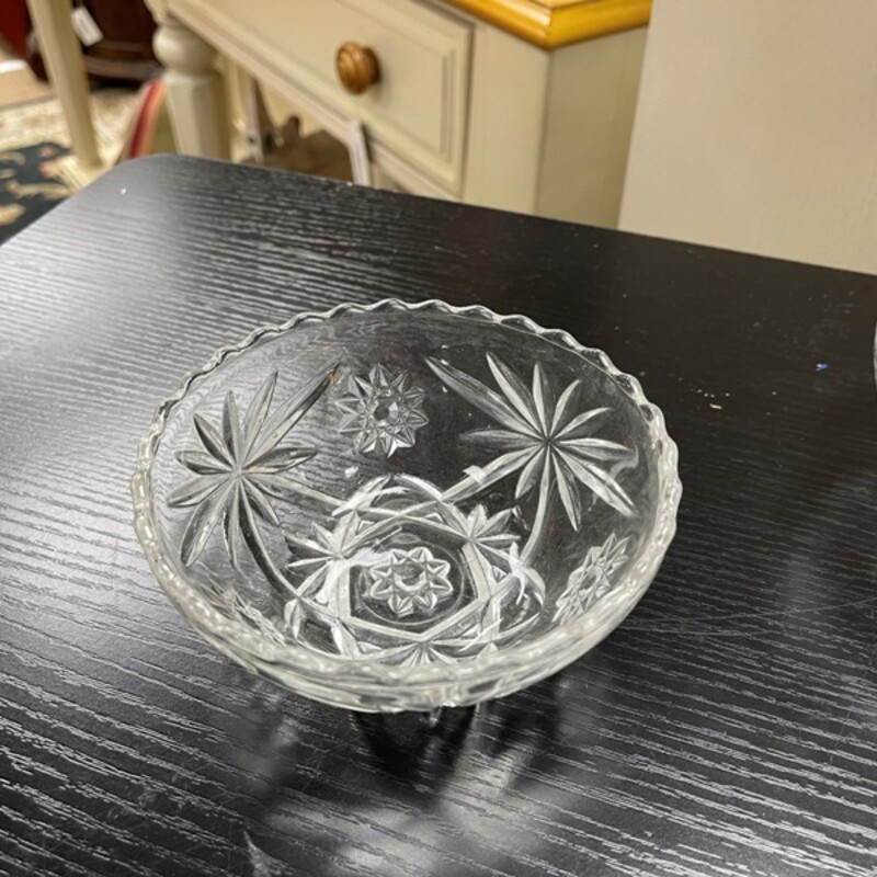 Vintage Cut Glass Bowl, Size: 5x2