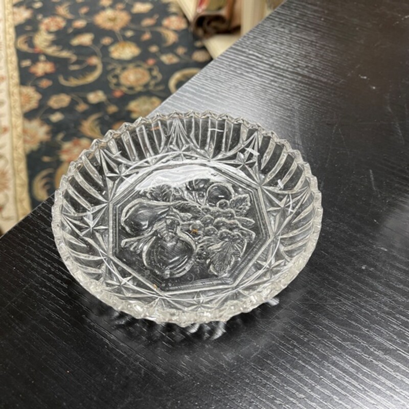 Vintage Cut Glass Dish, Size: 6x1