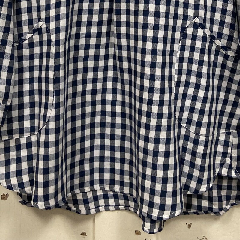 Nvy Check Shirt Tunic<br />
Navy/wht<br />
Size: Large
