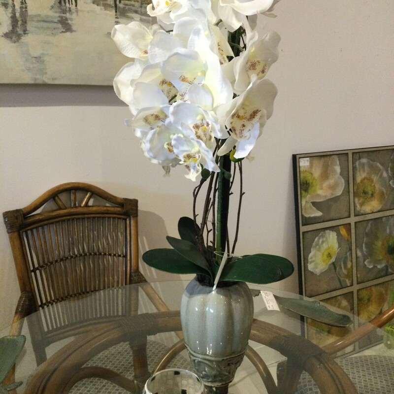 Faux Orchid And Vase
White & Grey
Size: 28 In