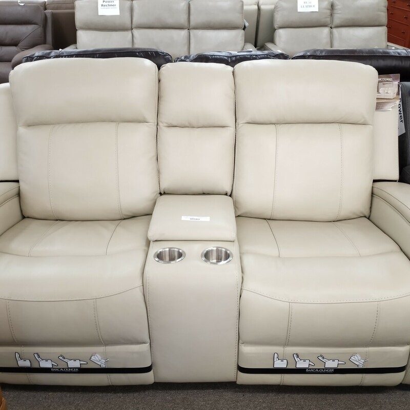 Barcalounger dual power recliner with fold dowm cup holder power outlets. Leather!!