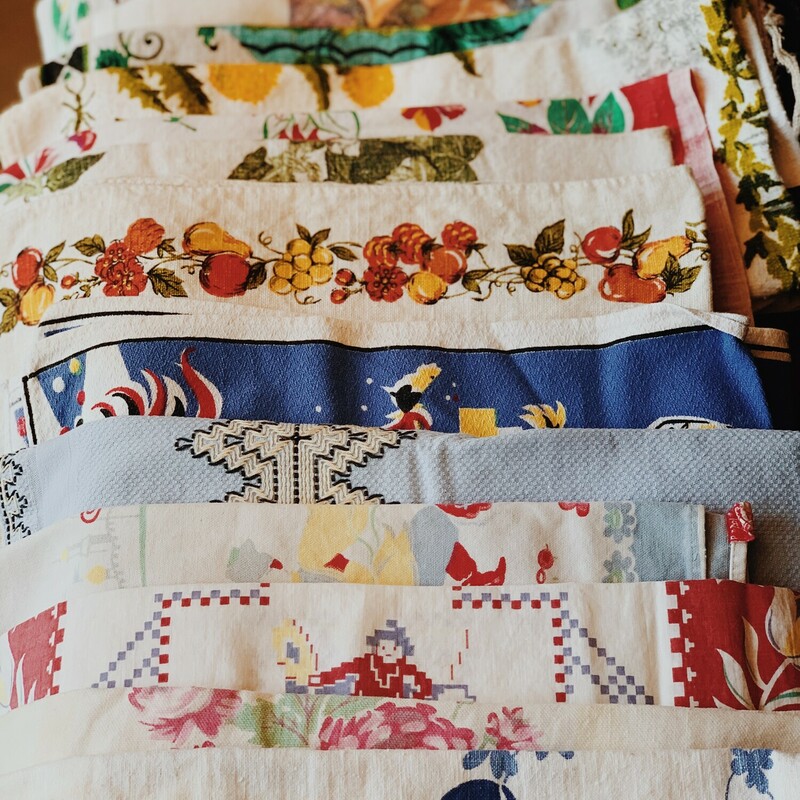 We have an assortment of vintage dish cloths, all absolutely gorgeous! With the purchase of one Mystery Vintage Dish Cloth Grab Bag you will recieve ONE surprise dish cloth!