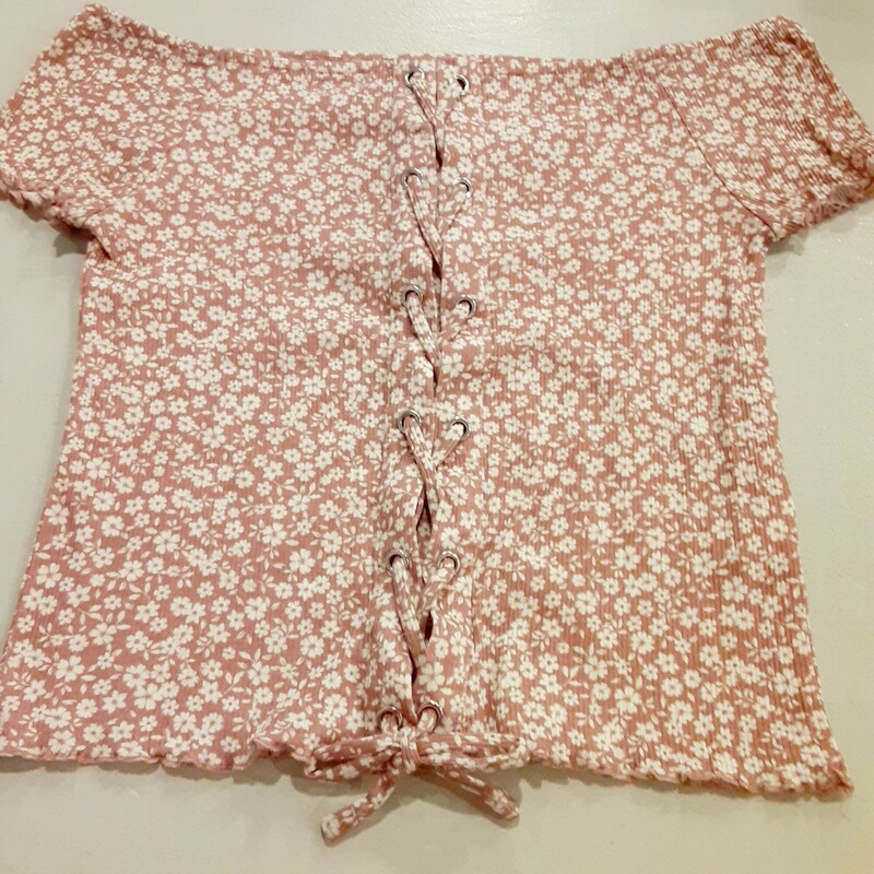 *Floral Top, Size: 16