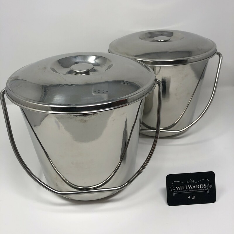 Stainless Ice Bucket & Lid
Silver