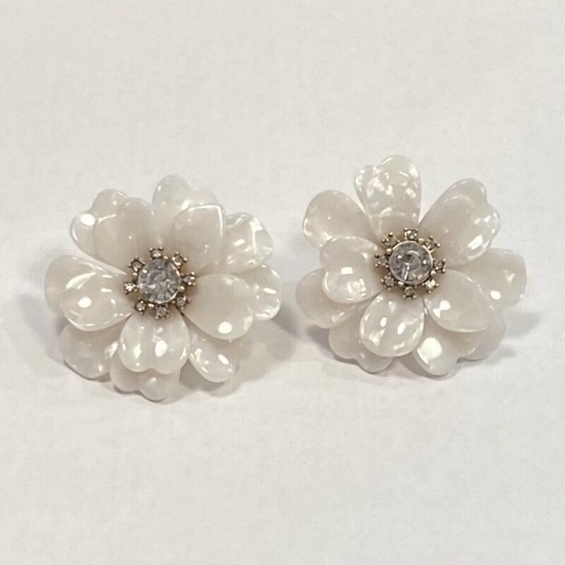 Wht Jewel Flower Earring
