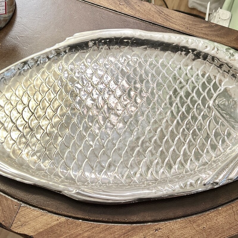 Reed & Barton Fish Platter,
Size: 22x10