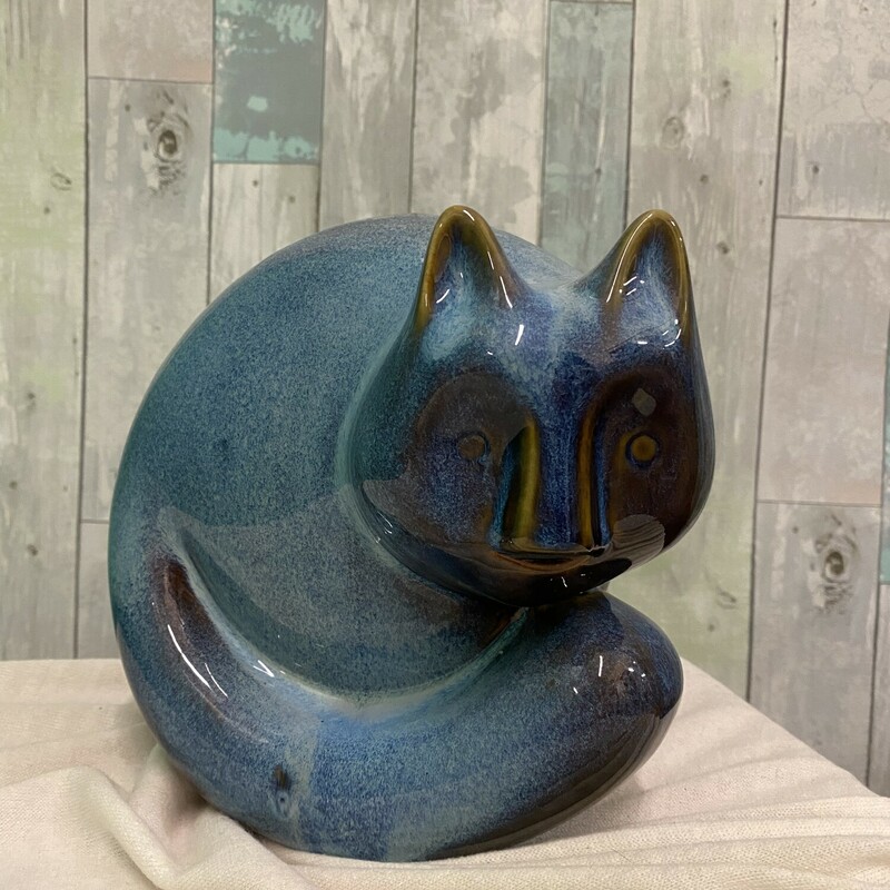 Blue Cat Art Deco
 Blue Glazed
Cute Ceramic Piece!