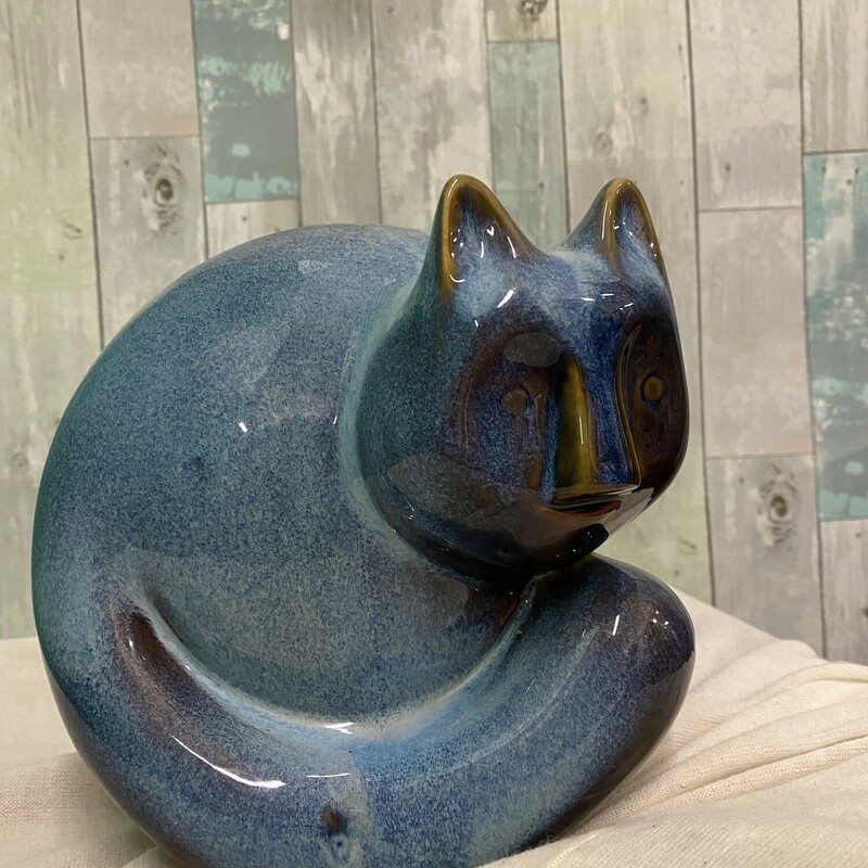 Blue Cat Art Deco
 Blue Glazed
Cute Ceramic Piece!