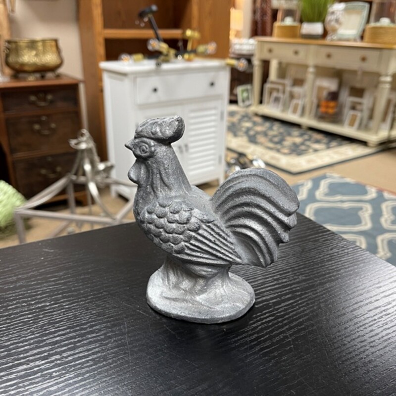 Vintage Cast Iron Rooster, Size: 5 Tall